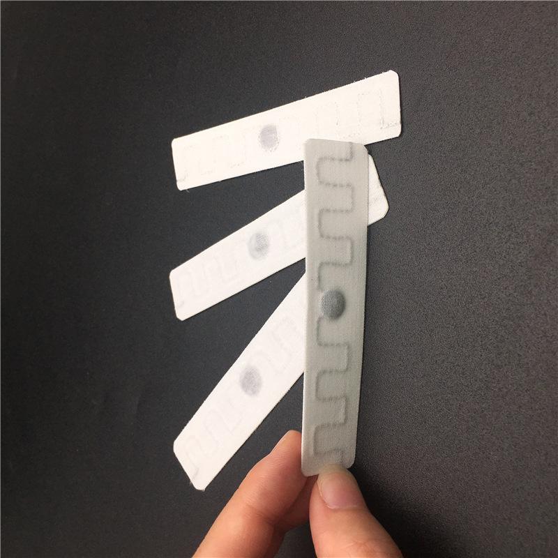 1617673969415750.jpg RFID服裝柔性洗滌標(biāo)簽.jpg